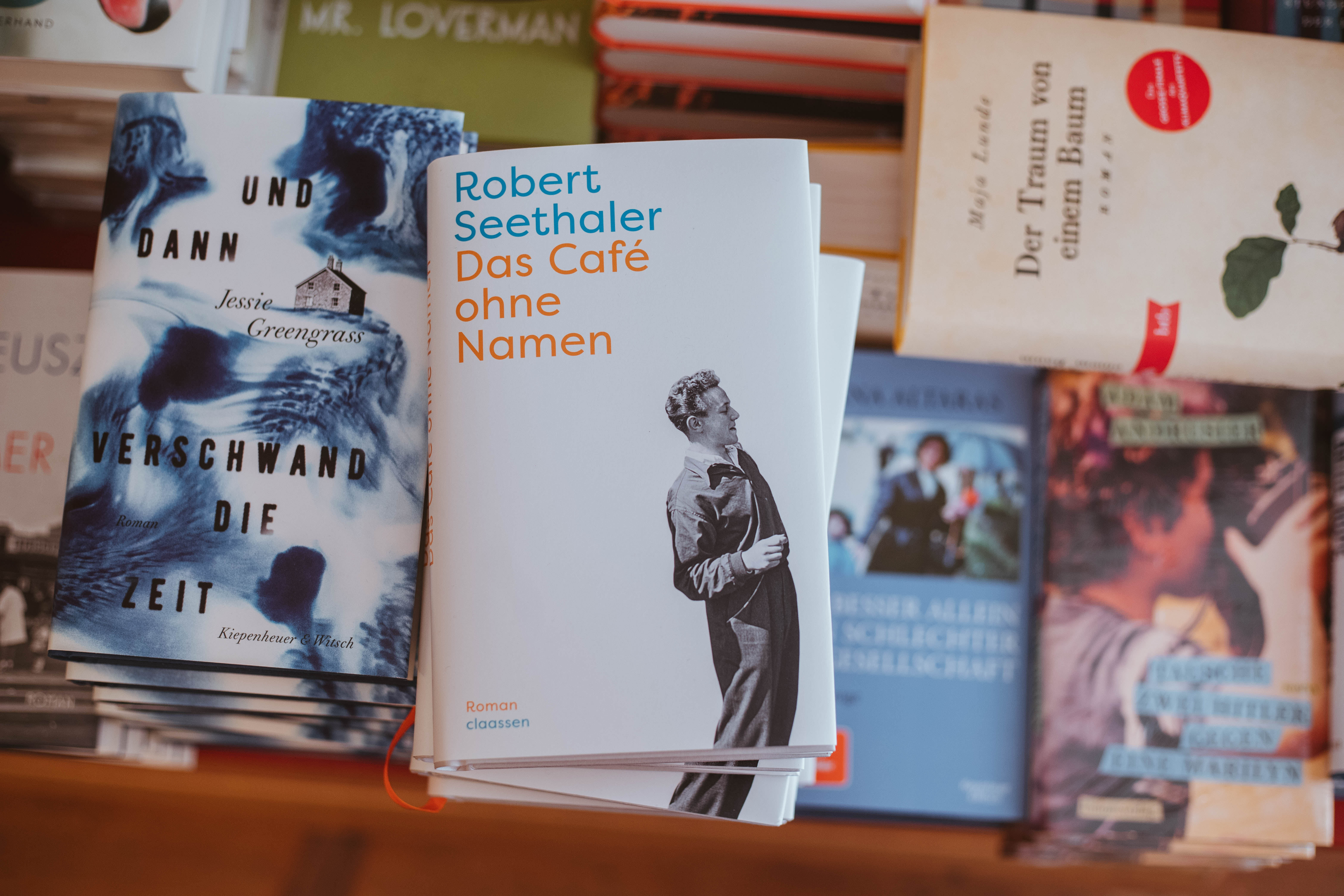 Buchhandlung 30